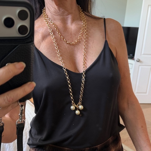 Long Elegant Adjustable Multi-Style Gold Necklace with Pearl Accents - Picture 12 of 13